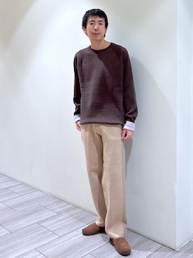 「ADAM ET ROPE'（アダムエロペ）のアイテム（スリッポン）」を使った、吉田　さん（メンズ・176cm）の秋コーディネート