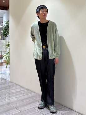 「アイテム（カーディガン/ボレロ）」を使った、吉田　さん（メンズ・176cm）の冬コーディネート
