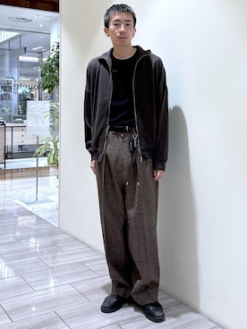 「AURALEE」｜吉田　さん（メンズ・176cm）の秋コーディネート