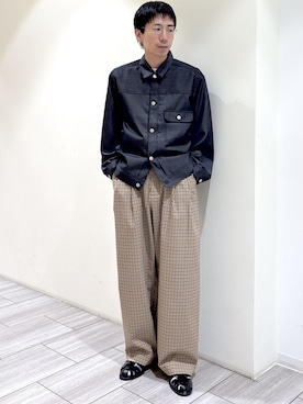 「ADAM ET ROPE'（アダムエロペ）のNIKKE デニムトラックジャケット / ADAM ET ROPE' JEANS（デニムジャケット、ブラック系）」を使った、吉田　さんの夏コーディネート