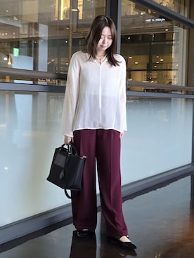 「お仕事コーデ」｜「アイテム（アクセサリー）」を使った、モエさん（レディース・163cm）の秋コーディネート