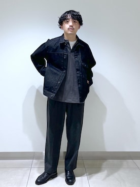 「ADAM ET ROPE'（アダムエロペ）のアイテム（デニムジャケット）」を使った、adam_yamashitaさん（メンズ・169cm）の冬コーディネート