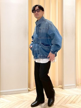 「ADAM ET ROPE'（アダムエロペ）のアイテム（デニムジャケット）」を使った、adam_yamashitaさん（メンズ・169cm）の秋コーディネート