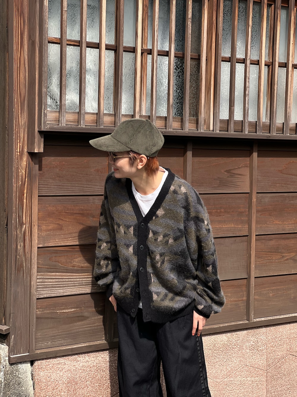 Evisen Skateboardsのカーディガン/ボレロを使った人気ファッション