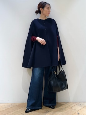 「アイテム（ポンチョ）」を使った、ひかりさん（レディース・162cm）の秋コーディネート