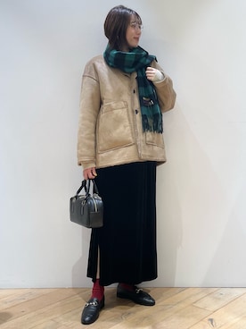 「アイテム（マフラー）」を使った、ひかりさん（レディース・162cm）の秋コーディネート