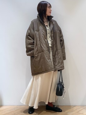 「アイテム（タンクトップ）」を使った、ひかりさん（レディース・162cm）の秋コーディネート