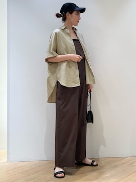「アイテム（サロペット/オーバーオール、ブラウン系）」を使った、ひかりさん（レディース・162cm）の夏コーディネート