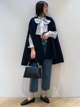 「アイテム（ポンチョ）」を使った、ひかりさん（レディース・162cm）の秋コーディネート