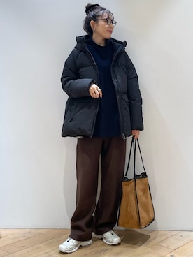 「おでかけコーデ」｜「アイテム（ダウンジャケット/コート）」を使った、ひかりさん（レディース・162cm）の秋コーディネート