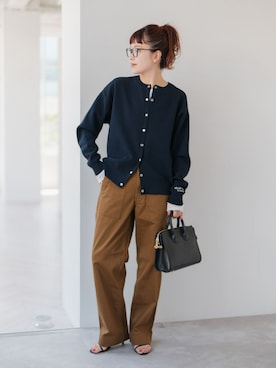 「アイテム（カーゴパンツ）」を使った、RIKAさん（レディース・160cm）の秋コーディネート