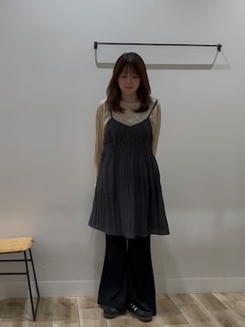 「KBF（ケイビーエフ）のリンクルミニキャミワンピース（ワンピース、グレー系）」を使った、ななさん（レディース・155cm）の春コーディネート