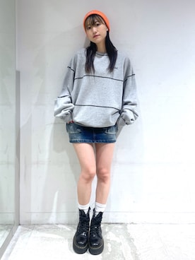 「アイテム（デニムスカート）」を使った、浜口彩奈さん（レディース・158cm）の夏コーディネート