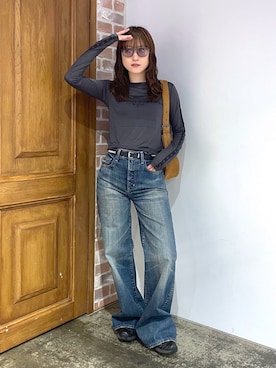 「X-girl（エックスガール）のFLARED DENIM PANTS（デニムパンツ、ブルー系）」を使った、浜口彩奈さん（レディース・158cm）の春コーディネート