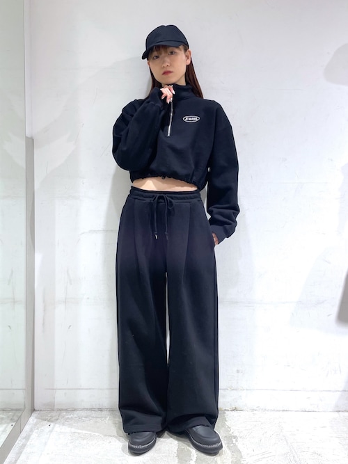 【girlish】VERY別注パフスリーブスウェットエクリュ　S EVRIS (エヴリス) 3724627037 リボンスリーブハーフZIPショート