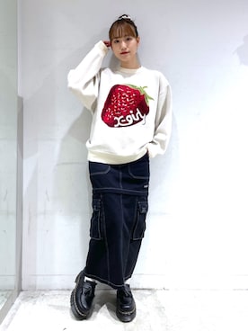 「X-girl（エックスガール）のCONVERTIBLE SKIRT（スカート、ブラック系）」を使った、浜口彩奈さん（レディース・158cm）の秋コーディネート