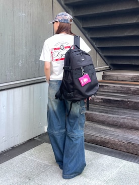 「アイテム（ポーチ）」を使った、浜口彩奈さん（レディース・158cm）の春コーディネート