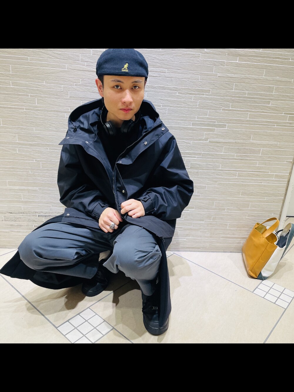 「ゆるコーデ、シンプル、秋のコーデ、低身長コーデ、冬、冬コーデ、きれいめカジュアル、おしゃれさんと繋がりたい、クロムハーツ」｜「MR.GENTLEMANのLAYERED BLOUSON COAT（その他アウター、ブラック系）」を使った、りーたさん（メンズ・169cm）の秋コーディネートの1枚目の写真