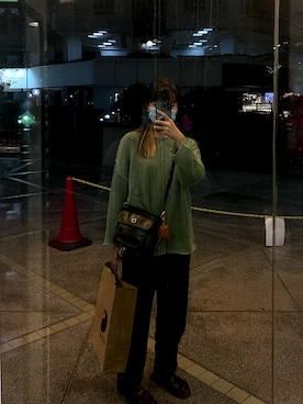 「OOPS（ウップス）のアイテム（トップス）」を使った、a s hさん（レディース・162cm）の冬コーディネート