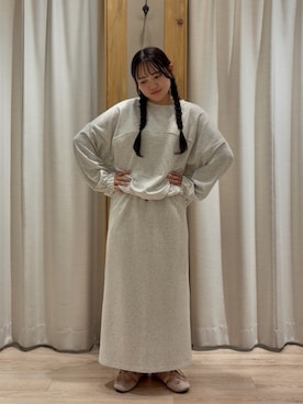 「Samansa Mos2（サマンサ モスモス）の裏毛スカート（スカート、グレー系）」を使った、ことこさん（レディース・152cm）の冬コーディネート