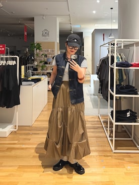 「SMELLY（スメリー）のワイドフレームダテメガネ（メガネ、ブラック系）」を使った、maiさん（レディース・167cm）の夏コーディネート