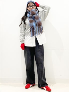 「アイテム（スニーカー）」を使った、maiさん（レディース・167cm）の秋コーディネート