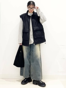 「アイテム（ダウンベスト）」を使った、maiさん（レディース・167cm）の秋コーディネート