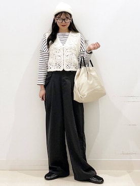 「アイテム（サロペット/オーバーオール、グレー系）」を使った、maiさん（レディース・167cm）の秋コーディネート