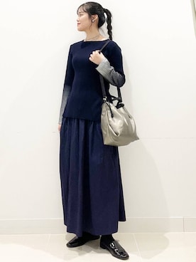 「アイテム（ヘアゴム）」を使った、maiさん（レディース・167cm）の秋コーディネート