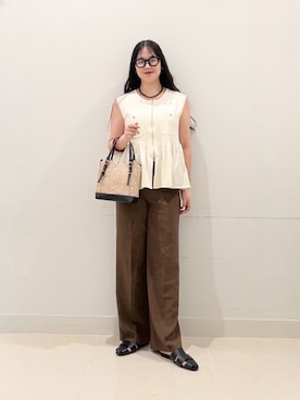 「SENSE OF PLACE by URBAN RESEARCH（センスオブプレイスバイアーバンリサーチ）の『一部WEB限定』『UR TECH DRYLUXE』リネンライクワイドパンツ（その他パンツ、ブラウン系）」を使った、maiさん（レディース・167cm）の夏コーディネート