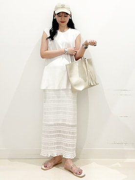 「アイテム（バングル/リストバンド）」を使った、maiさん（レディース・167cm）の夏コーディネート