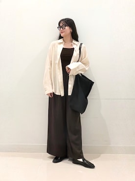 「SENSE OF PLACE by URBAN RESEARCH（センスオブプレイスバイアーバンリサーチ）のメタルボタンピーチタッチルーズシャツ（シャツ/ブラウス、ベージュ系）」を使った、maiさん（レディース・167cm）の秋コーディネート