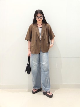 「SENSE OF PLACE by URBAN RESEARCH（センスオブプレイスバイアーバンリサーチ）のカーブデニム（デニムパンツ、ブルー系）」を使った、maiさん（レディース・167cm）の夏コーディネート