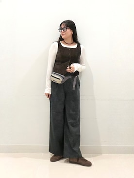 「URBAN RESEARCH DOORS（アーバンリサーチドアーズ）のアイテム（ボディバッグ/ウエストポーチ）」を使った、maiさん（レディース・167cm）の秋コーディネート