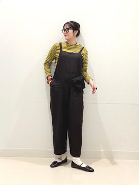 「かぐれ（カグレ）のコットンルーズサロペット（サロペット/オーバーオール、グレー系）」を使った、maiさん（レディース・167cm）の秋コーディネート
