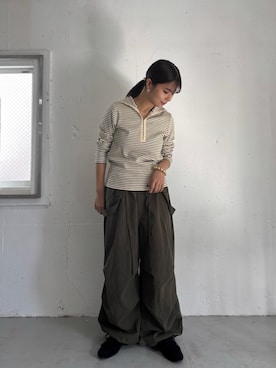 「アイテム（ヘアゴム）」を使った、ユウナさん（レディース・158cm）の秋コーディネート