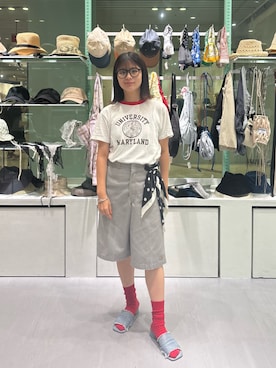 「アイテム（バングル/リストバンド）」を使った、ユウナさん（レディース・158cm）の秋コーディネート