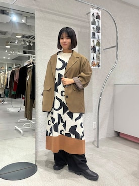 「158cm」｜「アイテム（スラックス）」を使った、ユウナさん（レディース・159cm）の秋コーディネート