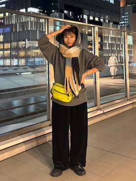 「SMELLY（スメリー）のアイテム（リング）」を使った、ユウナさん（レディース・158cm）の冬コーディネート