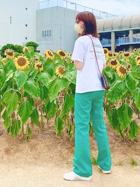 「ひまわり畑」｜「アイテム（パンツ）」を使った、miiiiさん（レディース・169cm）の夏コーディネート
