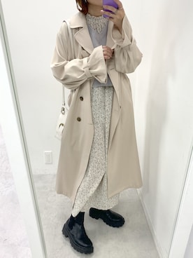 トレンチコートを使った 花柄ワンピース の人気ファッションコーディネート Wear