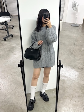 「ケーブルニット」｜「アイテム（ローファー）」を使った、s13_oliveさん（レディース・158cm）の冬コーディネート