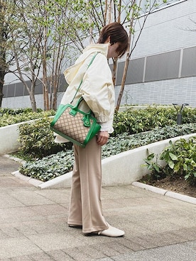 「カラー×コーデ」｜「アイテム（トートバッグ）」を使った、ayuGさん（レディース・167cm）の春コーディネート