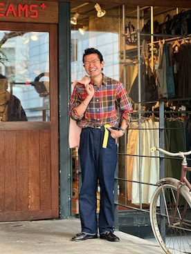 「POST O'ALLS(ポストオーバーオールズ)のアイテム」を使った、桑田レッドフォードさん(メンズ・175cm)の春コーディネート