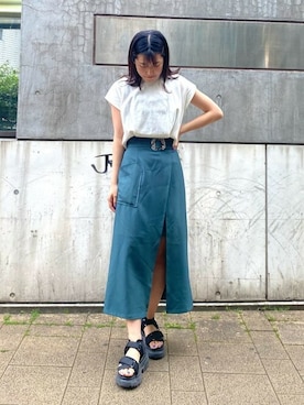 「MURUA（ムルーア）のアイテム（タンクトップ）」を使った、MURUAさん（レディース・159cm）の春コーディネート