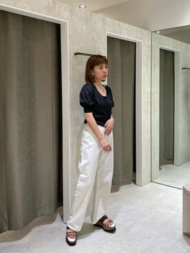 「MURUA（ムルーア）のアイテム（その他パンツ）」を使った、MURUAさん（レディース・155cm）の春コーディネート