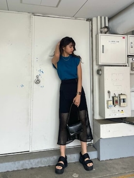 「アイテム（タンクトップ、ブルー系）」を使った、MURUAさん（レディース・163cm）の夏コーディネート