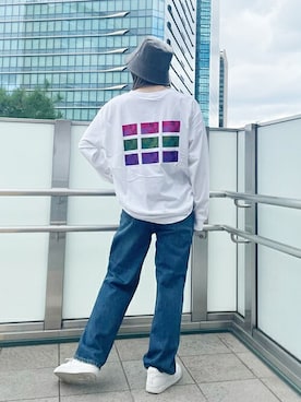 「バックプリント」｜「アイテム（デニムパンツ）」を使った、MURUAさん（レディース・158cm）の夏コーディネート