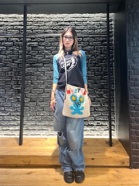 「ロック」｜「アイテム（トップス）」を使った、moanghaeeeさん（レディース・168cm）の秋コーディネート