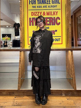 「HYSTERIC GLAMOUR（ヒステリックグラマー）のHYSTERIC TYPICAL GIRLS ティアードスカート（スカート、ブラック系）」を使った、moanghaeeeさん（レディース）の夏コーディネート